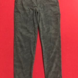 Lululemon sport slacks
